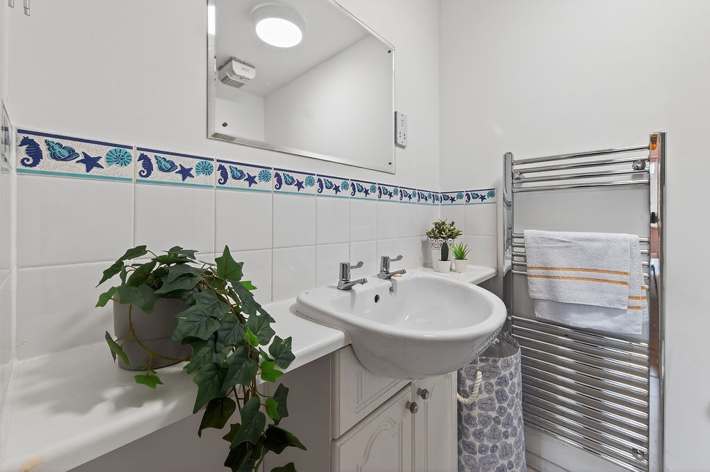 Additional image 20 of 2 Bed Flat, Mcdonald Road, EH7, N1 7GU