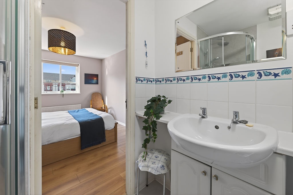 Additional image 21 of 2 Bed Flat, Mcdonald Road, EH7, N1 7GU