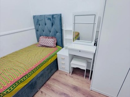 Room in a Shared House, Dagenham, RM10