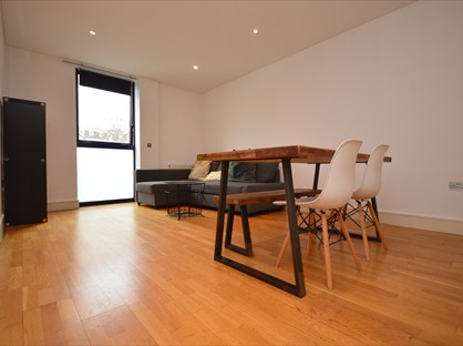 1 Bed Flat, Trafalgar Point, N1