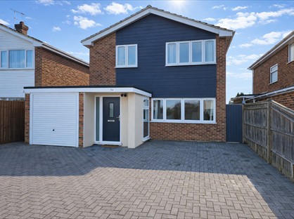 6 Bed Detached House, Hartsbourne Road, RG6