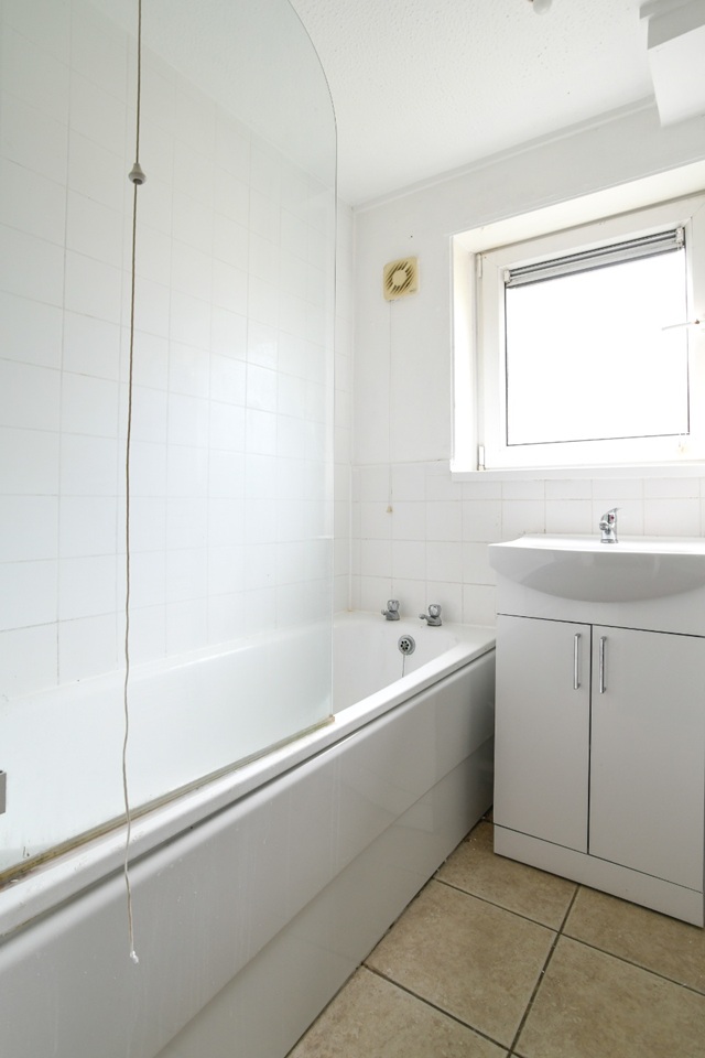 Additional image 9 of 4 Bed Flat, Highbrook Close, BN2, N1 7GU