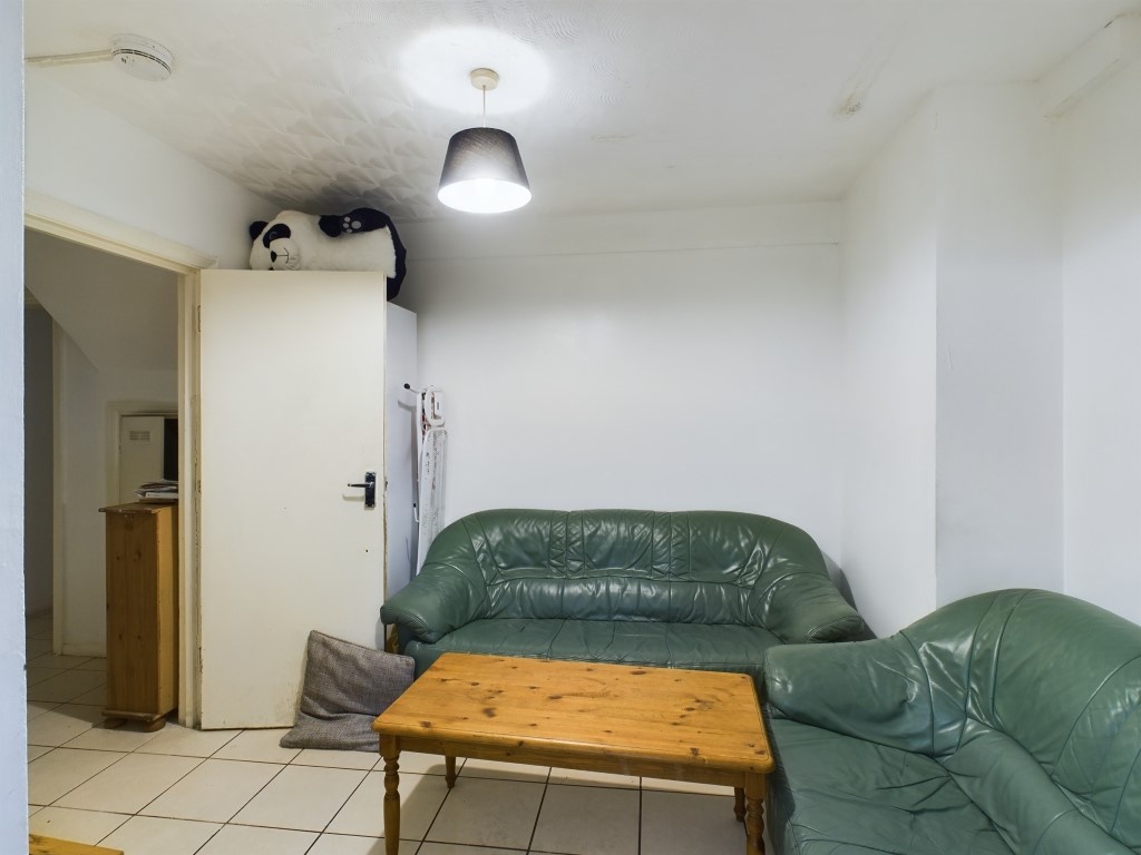 Additional image 6 of 6 Bed Semi-Detached House, Hillside, BN2, N1 7GU