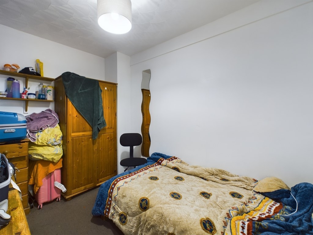 Additional image 10 of 6 Bed Semi-Detached House, Hillside, BN2, N1 7GU