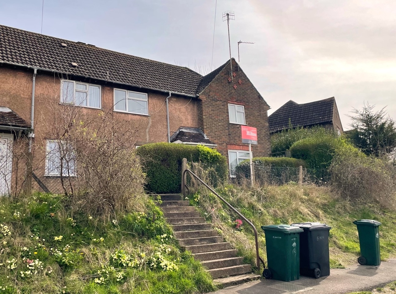 6 Bed Semi-Detached House, Hillside, BN2, N1 7GU