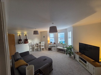 2 Bed Flat, Bracken Road, BH6