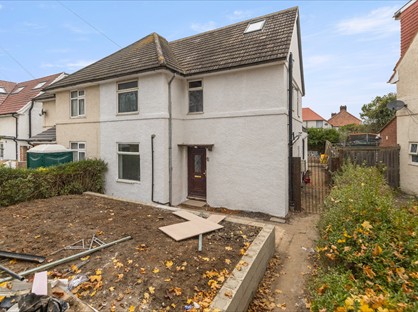 Studio Flat, Hunters Grove, UB3