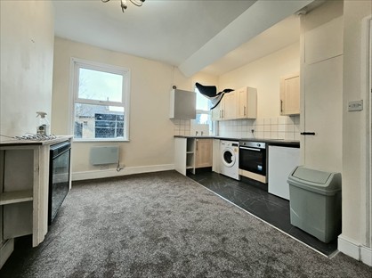 1 Bed Flat, Clifftown Road, SS1