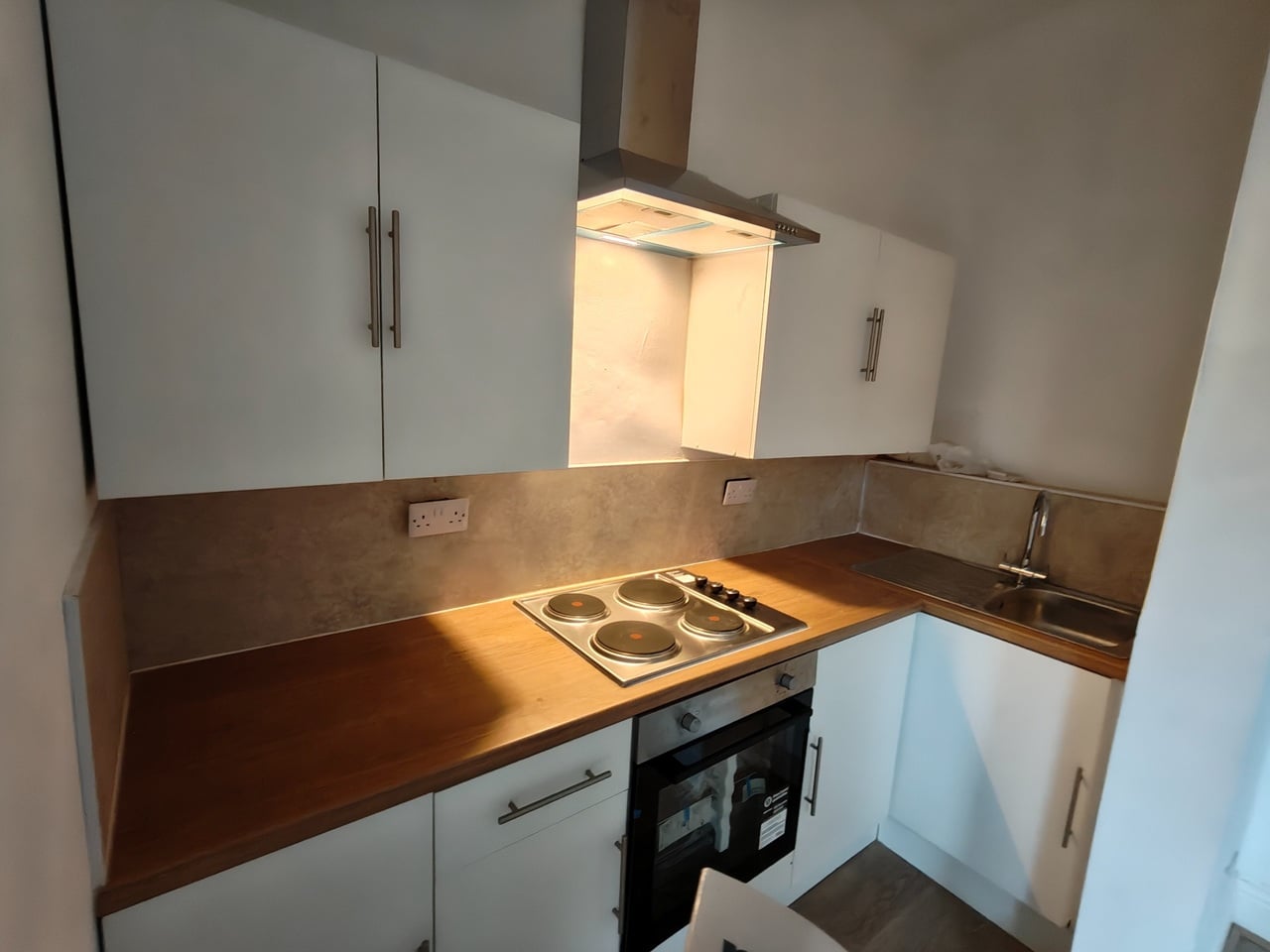 4 Bed Terraced House, Bedford Road, CH42