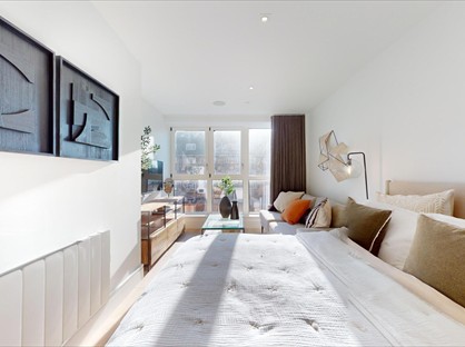 Studio Flat, Coombe Hill House, SW20