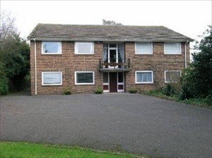2 Bed Flat, Northways, PO19
