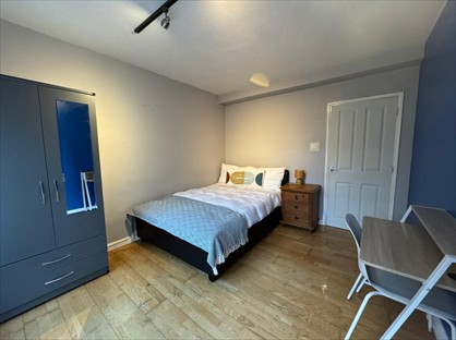 Room in a Shared Flat, Culver Court, SW18