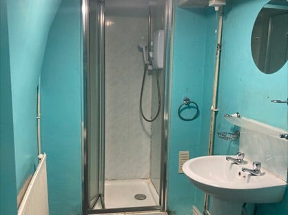 1 Bed Flat, Melville St, TQ2