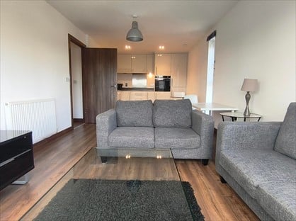 2 Bed Flat, Kings Mill Way, UB9