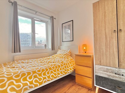 Room in a Shared House, Salmon Lane, E14