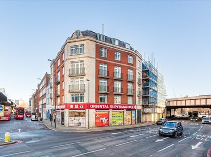 2 Bed Flat, Bondway, SW8