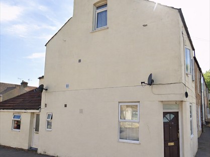 1 Bed Flat, William Street, RM17