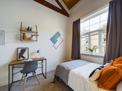 Room in a Shared House, Bower Road, S10