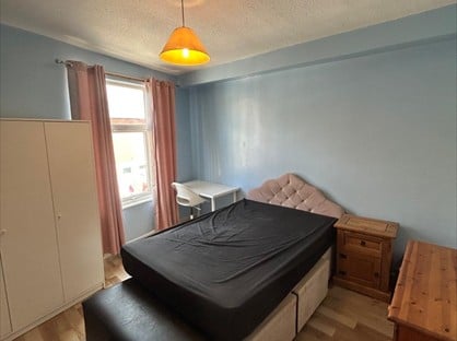 3 Bed Terraced House, Tudor Road, LE3