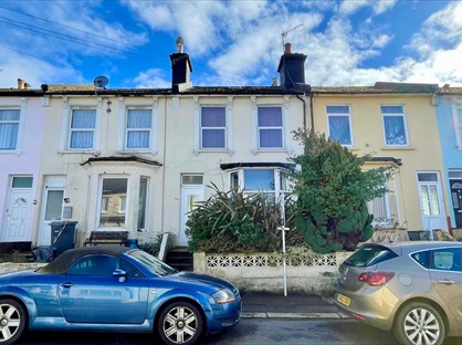 2 Bed Terraced House, St. Georges Road, TN34