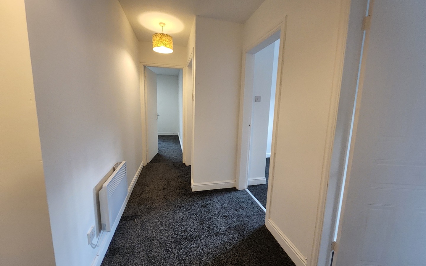 Coppull, Chorley - 2 Bed Flat, Chapel Walk, PR7 - To Rent Now for £700. ...