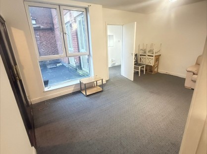 1 Bed Flat, Saint Georges Road, BL1
