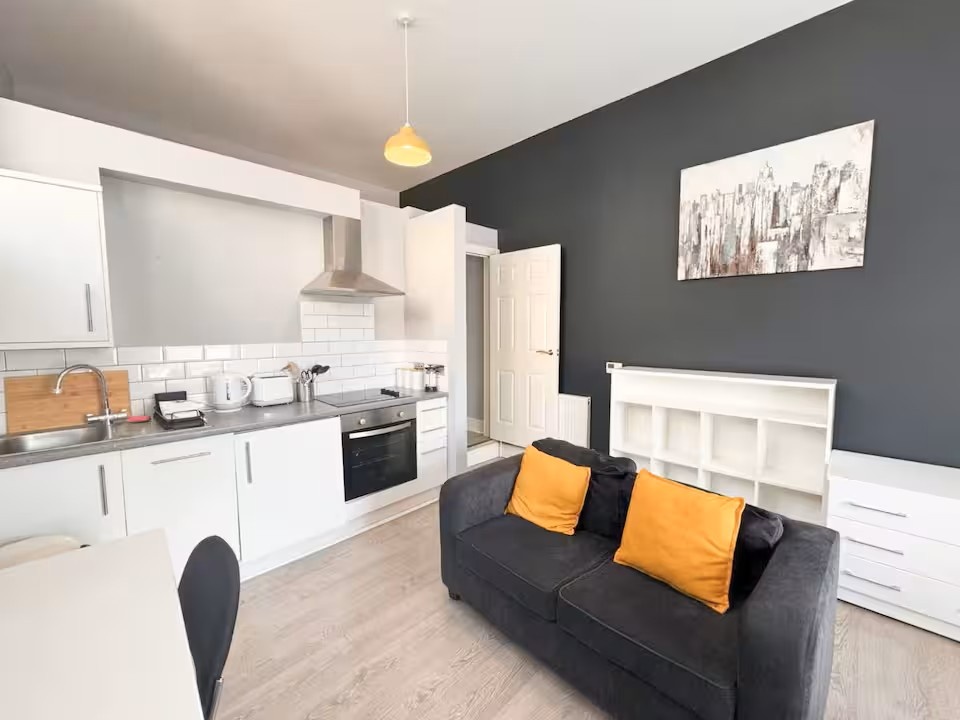 Studio Flat, Whiteladies Road, BS8, N1 7GU