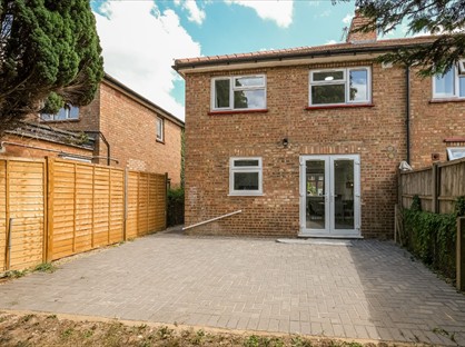 3 Bed Semi-Detached House, Denham Close, UB9