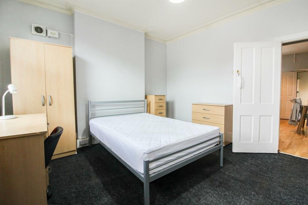 Additional image 6 of 4 Bed Semi-Detached House, Ednaston Road, NG7, N1 7GU