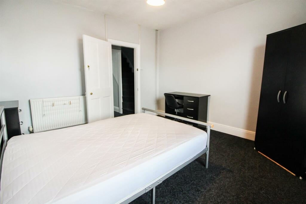 Additional image 9 of 4 Bed Semi-Detached House, Ednaston Road, NG7, N1 7GU