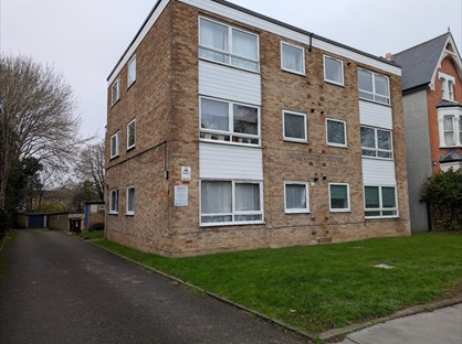 2 Bed Flat, Westleigh Court, CR2
