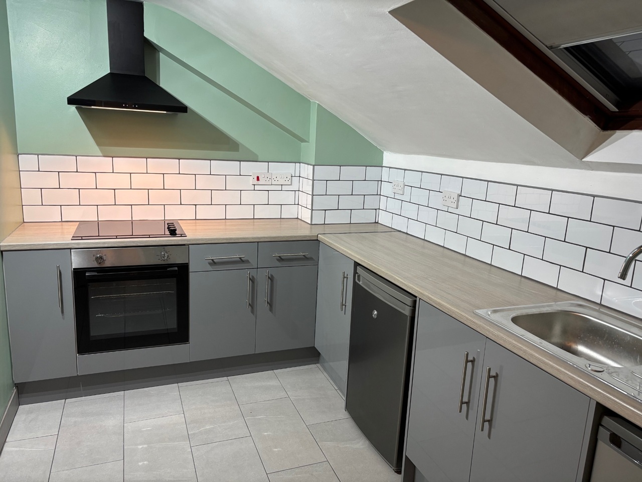 Additional image 8 of Room in a Shared House, Macklin Street, DE1, N1 7GU