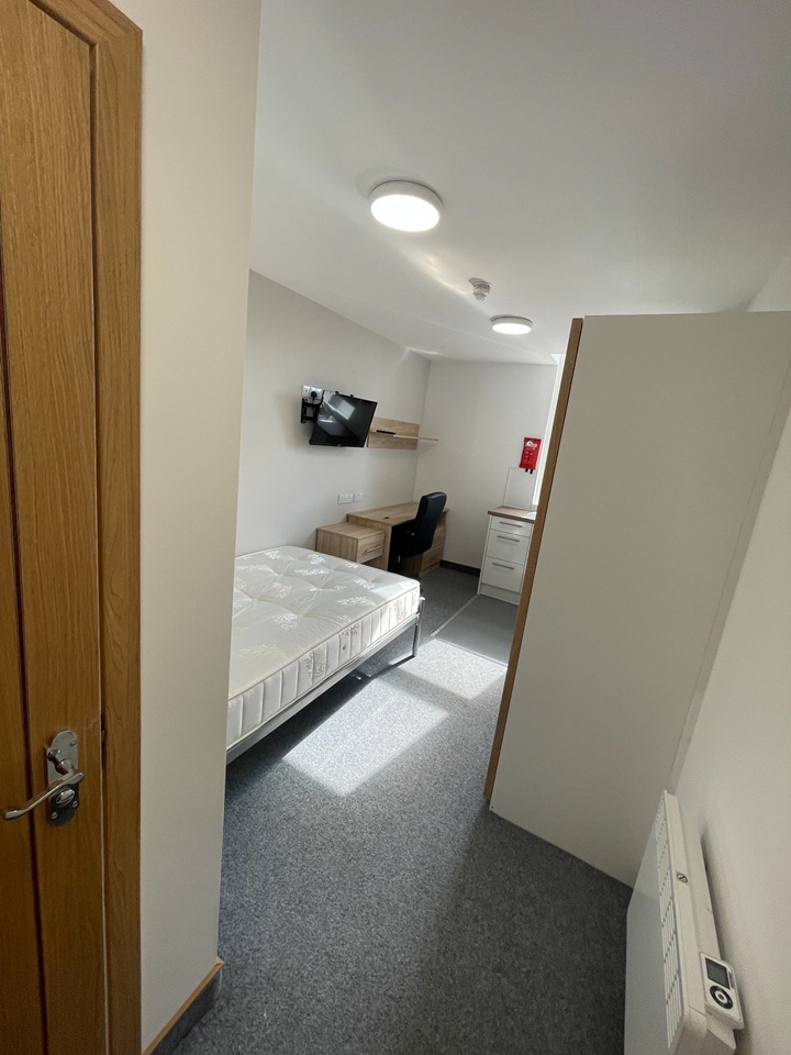 Additional image 2 of Studio Flat, Regent Road, LE1, N1 7GU