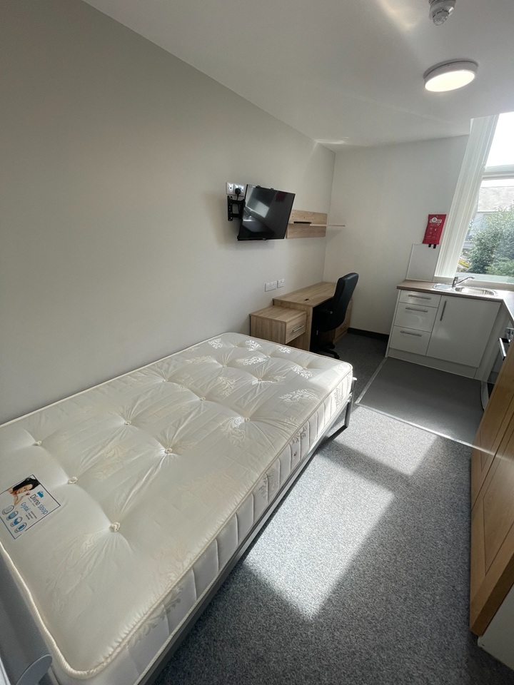 Additional image 3 of Studio Flat, Regent Road, LE1, N1 7GU