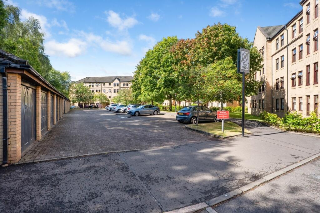 Additional image 12 of 3 Bed Flat, Hughenden Lane, G12, N1 7GU