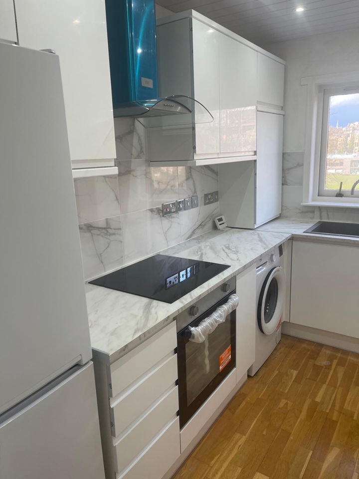 Additional image 2 of 3 Bed Flat, Hughenden Lane, G12, N1 7GU