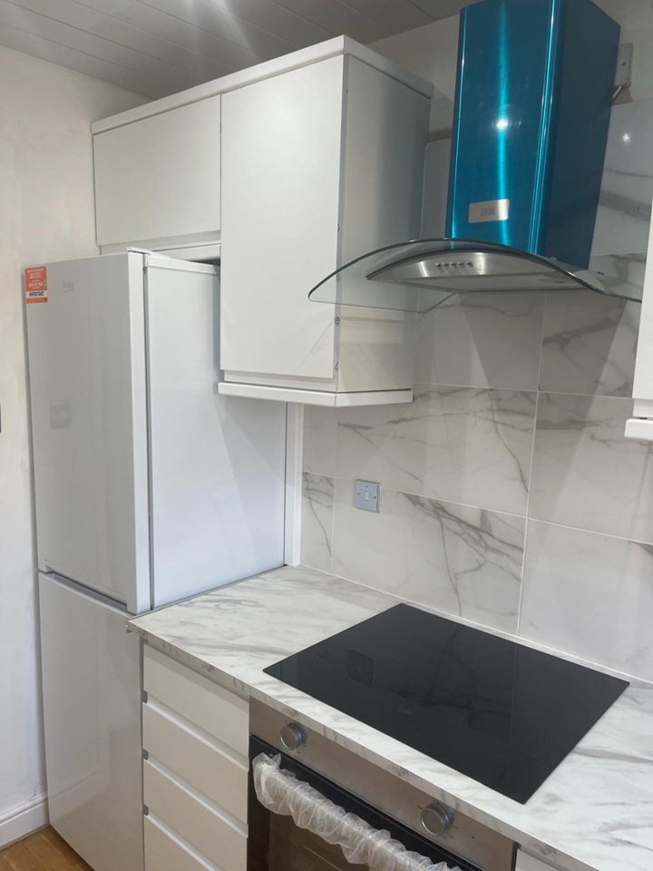 Additional image 3 of 3 Bed Flat, Hughenden Lane, G12, N1 7GU