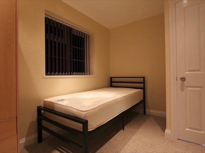 Room in a Shared House, Maryland, AL10