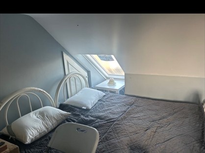 Room in a Shared House, Silver Street, N18