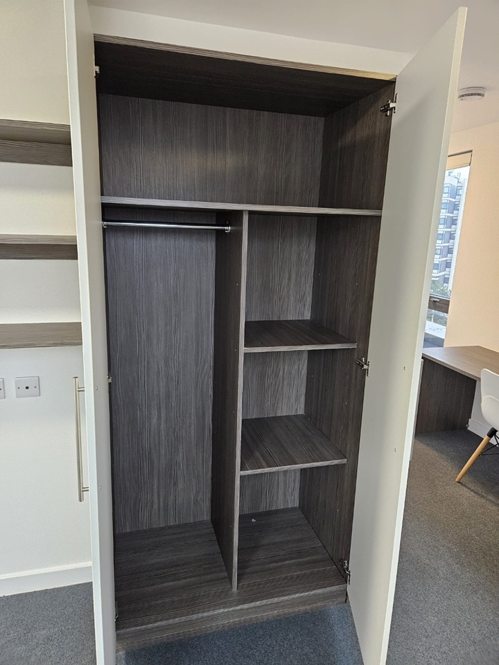 Additional image 8 of Studio Flat, Pearl Works, S1, N1 7GU