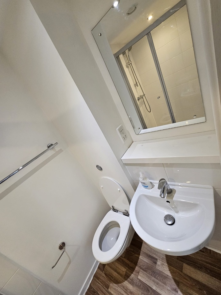 Additional image 15 of Studio Flat, Pearl Works, S1, N1 7GU