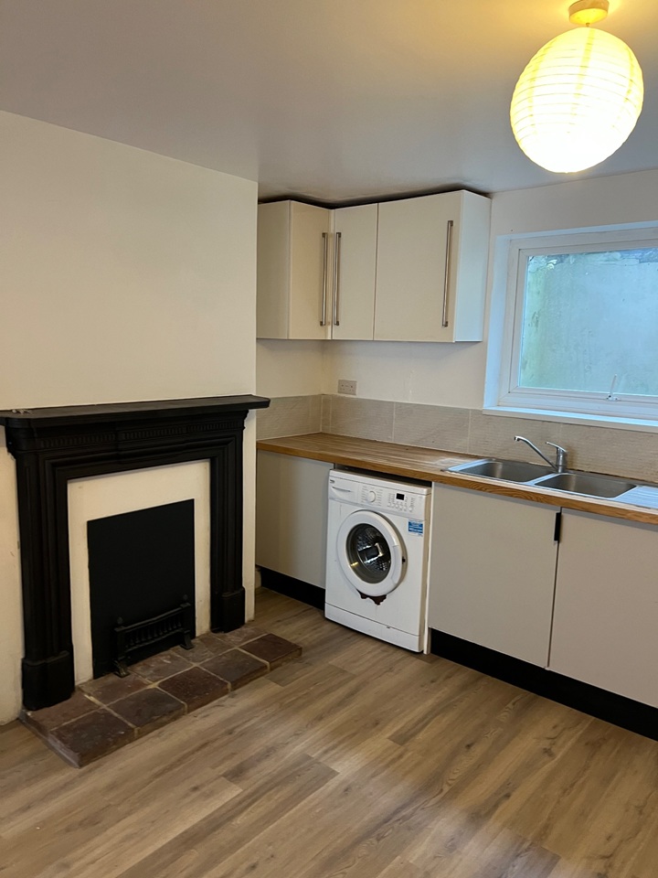 Additional image 5 of 6 Bed Terraced House, Over Street, BN1, N1 7GU