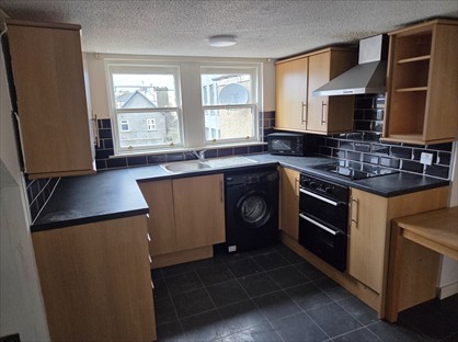 2 Bed Flat, Christie Street, PA1