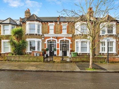 2 Bed Flat, Manor Lane, SE12