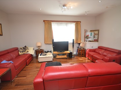 Room in a Shared Flat, Mulgrave Road, SM2