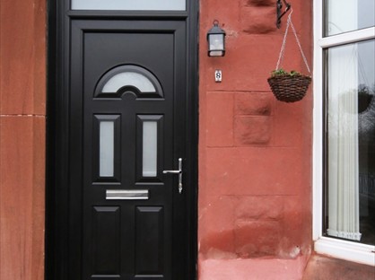 1 Bed Flat, Exeter St, ML5