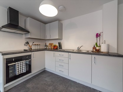 1 Bed Terraced House, Main Street, NG24