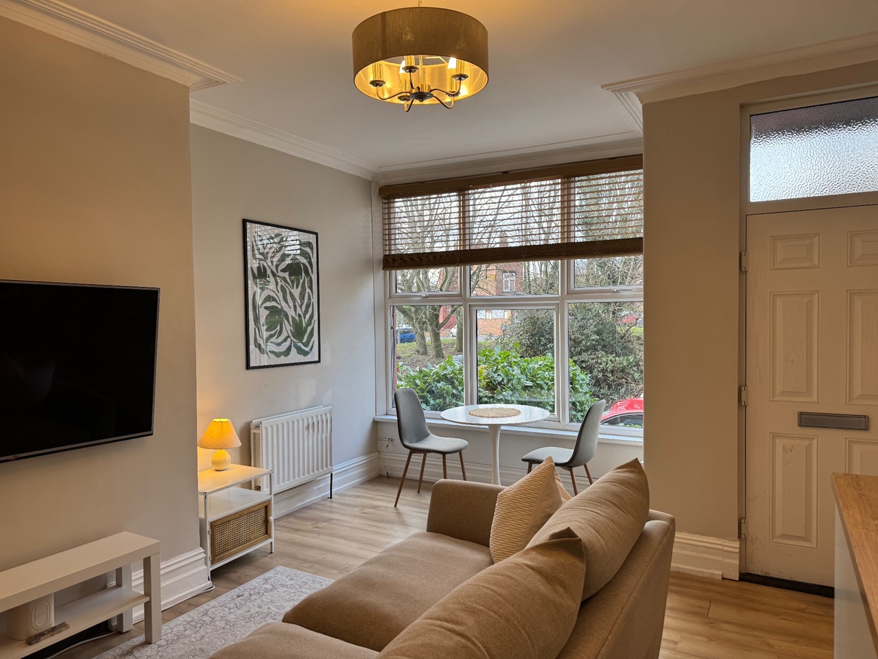 2 Bed Terraced House, Knowle Avenue, LS4 photo 2
