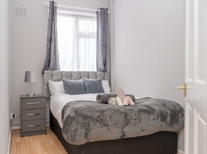 2 Bed Flat, Stonehouse Lane, CV3