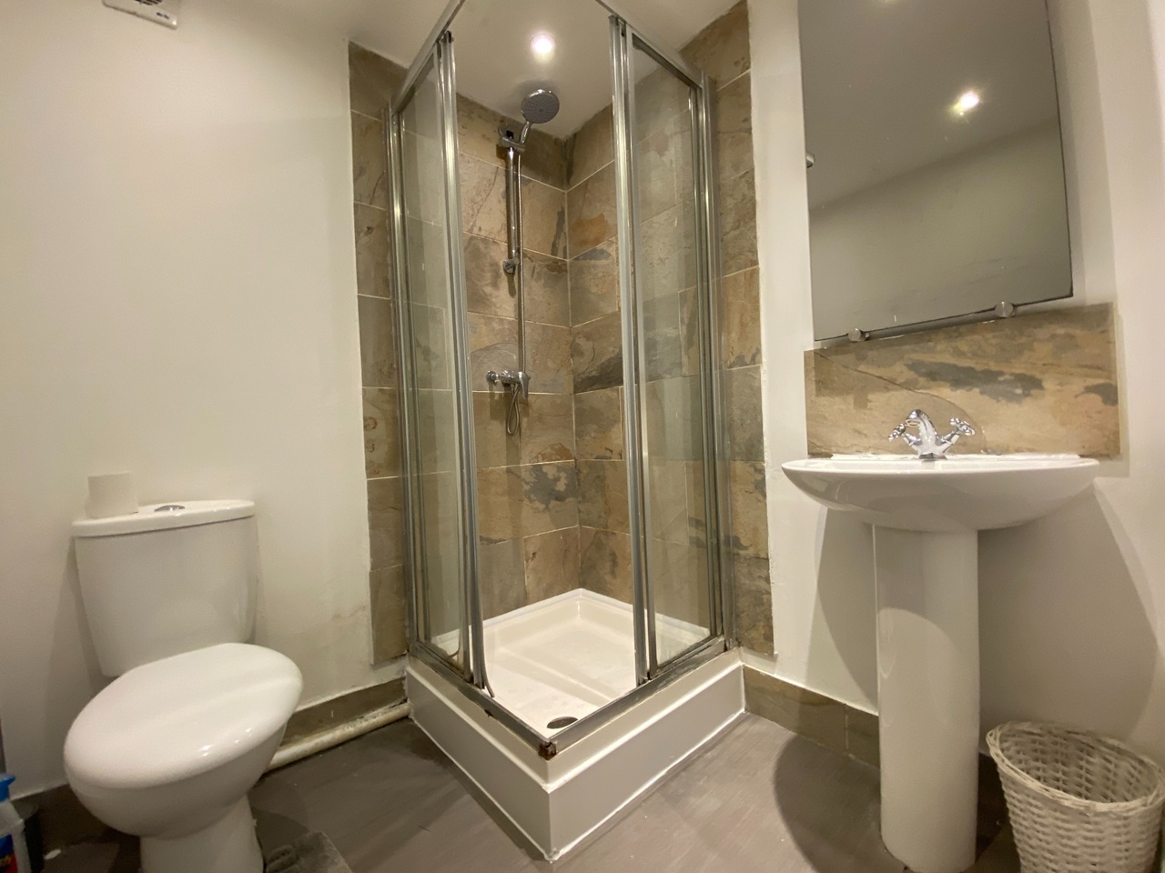 Additional image 5 of 1 Bed Flat, Tyrrell House, LE3, N1 7GU